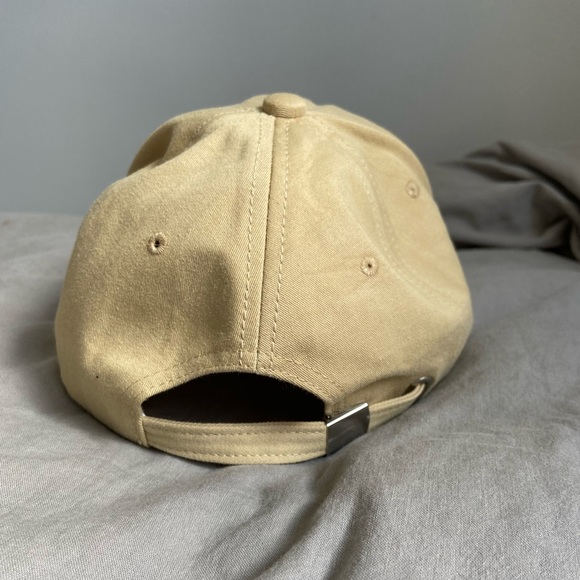 NYC hat (bundle for free!) - Picture 3 of 4